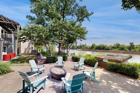 Rollin' on the River Apartment in East Nashville