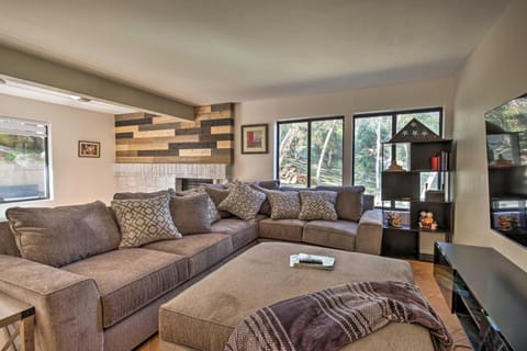 Spacious El Cajon Villa - 14 Mi to Downtown! House in Casa De Oro-Mount