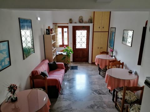 Living room, Lobby or reception, Seating area, Internal: Not applicable to any particular room