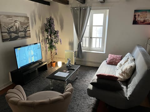 Appart Hôtel Le Victor Hugo 3 G sa pizza offerte Apartment in Aurillac