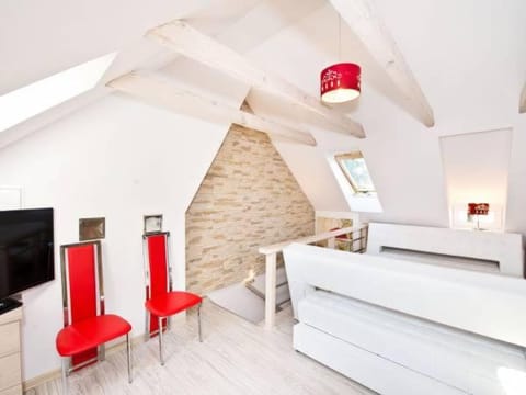 Dwupoziomowy Stylowy Apartament Przy Centrum Gdyni, Niedaleko Morza Apartment in Pomeranian Voivodeship