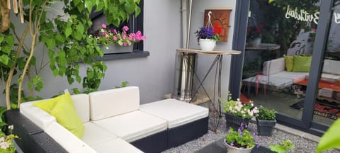 Le Soleil Couchant/Chambre d'hôtes Bed and Breakfast in Wallonia, Belgium