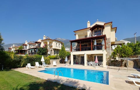 Balcony/Terrace, Swimming pool