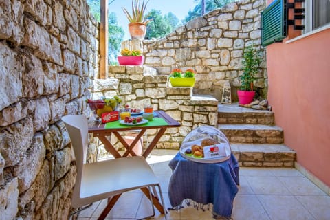 Balcony/Terrace, Breakfast