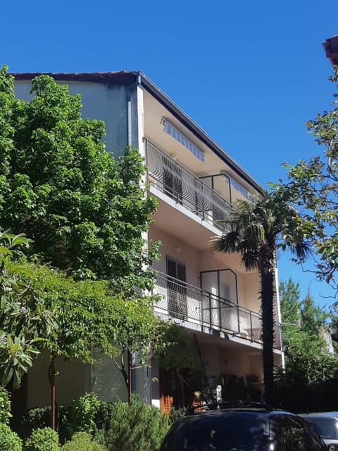 Property building, Balcony/Terrace