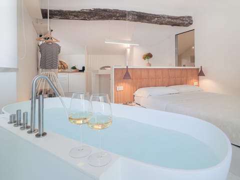 Dreamers Sea View - White and Green Apartment in Manarola