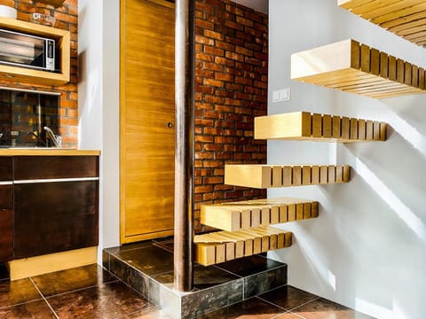 Kitchen or kitchenette, Living room