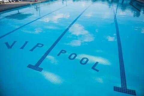 Regent Hilltop Cabin Cabin in Middle Smithfield