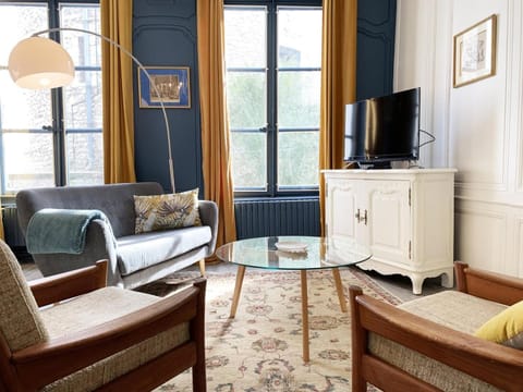 Van Gogh Apartment in Chartres