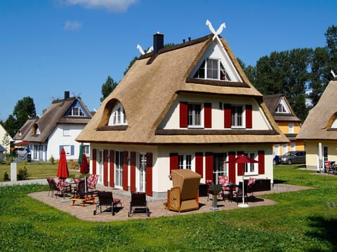 Villa Harmony House in Glowe