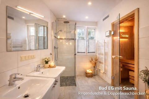 Villa Mara House in Glowe