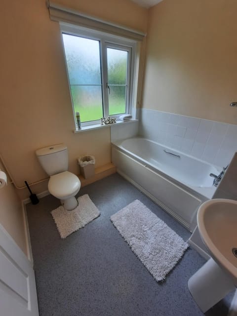 Cwmwdig Cwtch (3 minutes drive to Abereiddy bay!) House in Saint Davids