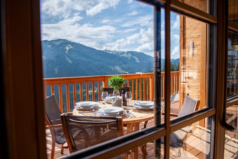 Spring, Day, Natural landscape, Summer, View (from property/room), Balcony/Terrace, Dining area, Mountain view, Mountain view