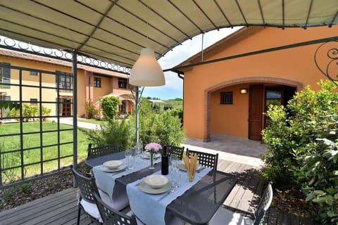 Ginestra Apartment in Tuscany