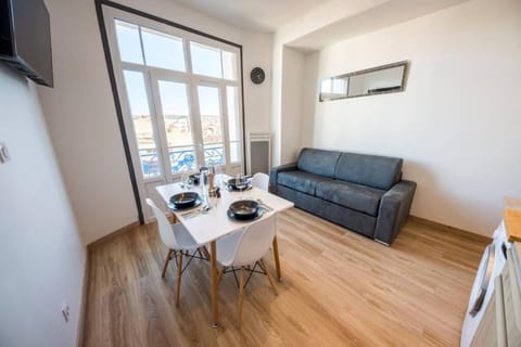LE SEQUOIA Appart' pour 4 au Cœur de ville VICHY Apartment in Auvergne-Rhône-Alpes