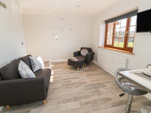 Afon Rhos Bach House in Wales