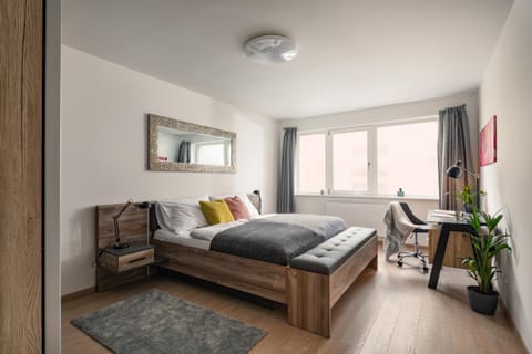 Bed, Photo of the whole room, Bedroom