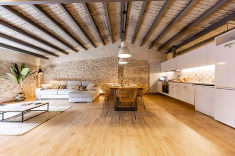 Kitchen or kitchenette, Living room
