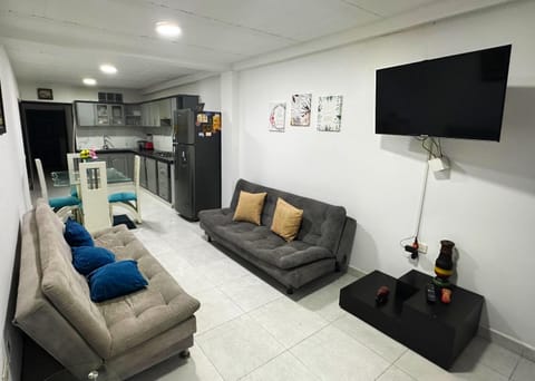 Communal lounge/ TV room, Kitchen or kitchenette