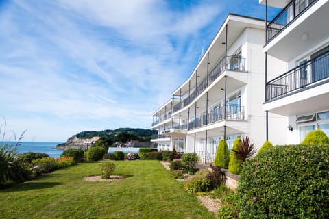 Property building, Spring, Summer, Garden, Balcony/Terrace, Beach, Garden view, Sea view