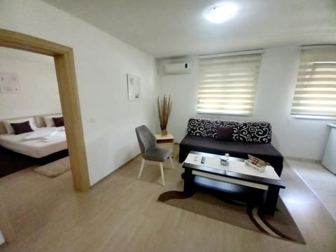 Living room, Photo of the whole room, Bedroom