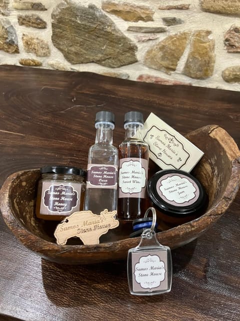 SAMOS MARIAs' STONE HOUSE 1 House in Samos, Greece