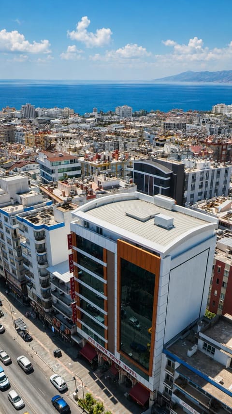 Property building, Sea view, Location