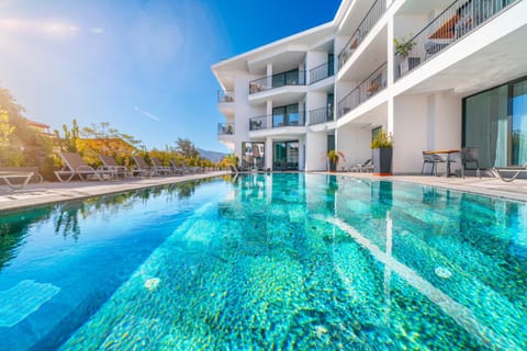 Property building, Swimming pool