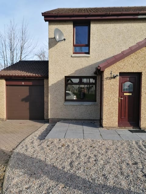1 Fulmar Road**Next to West Beach and Golf Course House in Lossiemouth