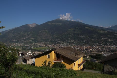 Maison du Chasseur Apartment in Aosta Valley, Italy