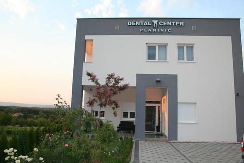 Facade/entrance, Facade/entrance, Garden