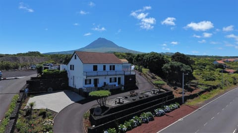 Facade/entrance, Bird's eye view, Mountain view