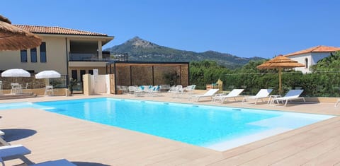 Property building, Day, Natural landscape, Mountain view, Pool view, Swimming pool, sunbed