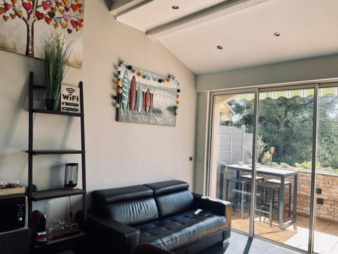 LA CASA PALMITO appartement moderne coté mer Apartment in La Cadière-d'Azur