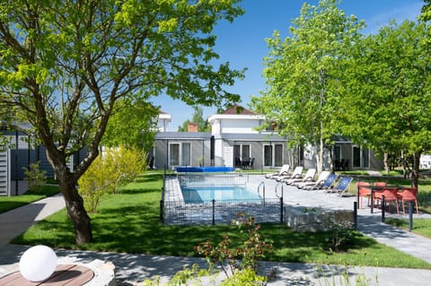 Property building, Garden, Pool view