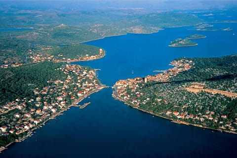 Apartments Maria Apartment in Tisno