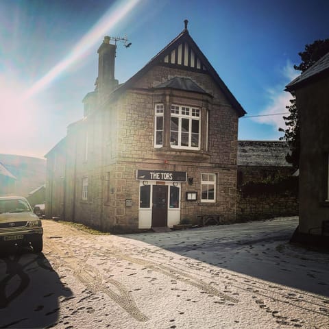 Property building, Winter