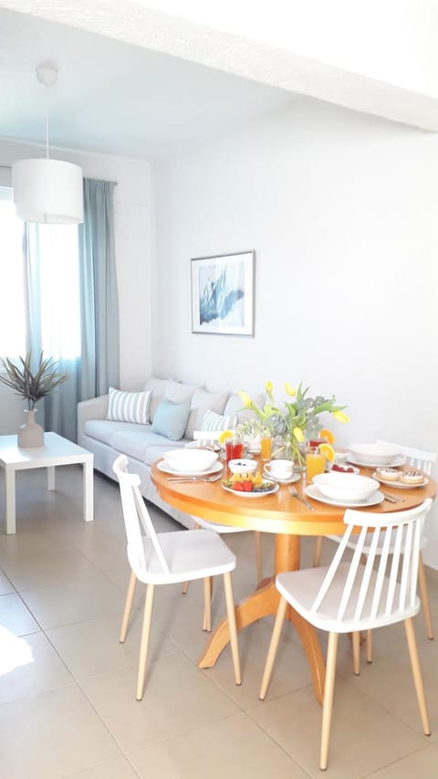 Kelly's Beach Apts Apartment in Elounda