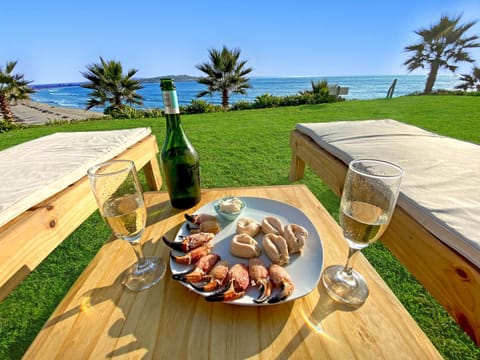 Food and drinks, Beach, Food, Garden view, Sea view, Drinks, Alcoholic drinks