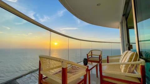 Day, Natural landscape, View (from property/room), Balcony/Terrace, Sunset