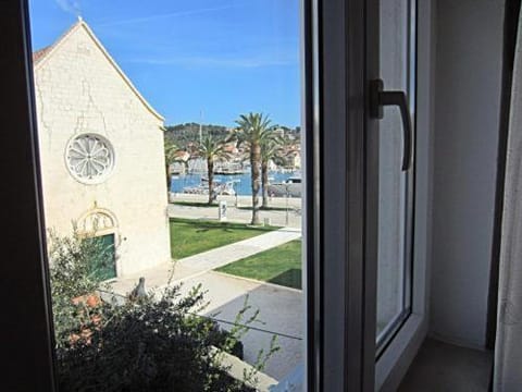 Apartments IVOMAR Apartment in Trogir