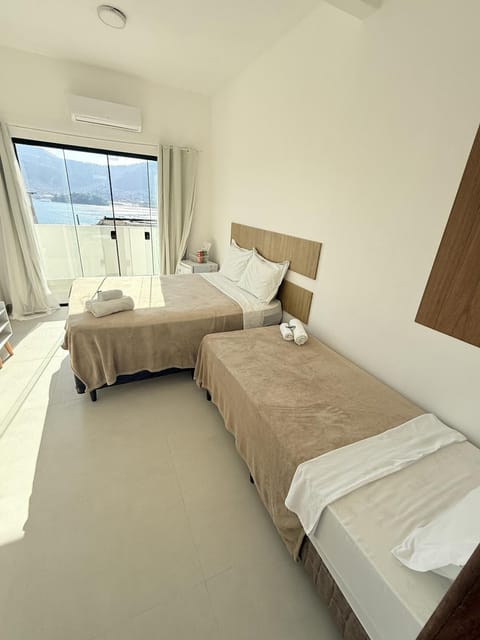 Suítes com Vista para o Mar no Marinas - Mirante do Marinas Bed and Breakfast in Angra dos Reis