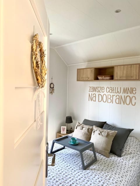Bed, Photo of the whole room, Kids's club, Kids's club, Bedroom, children, young children, older children, cot