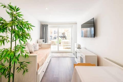 Communal lounge/ TV room, Bedroom