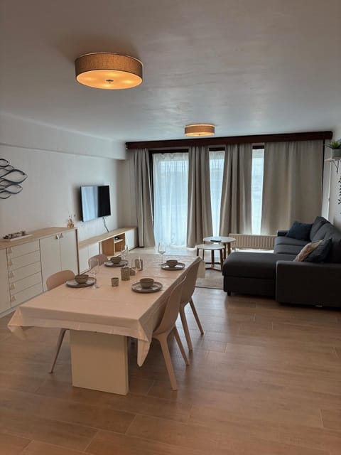 Gezinsappartement - La Plage - Wenduine zeedijk Apartment in De Haan