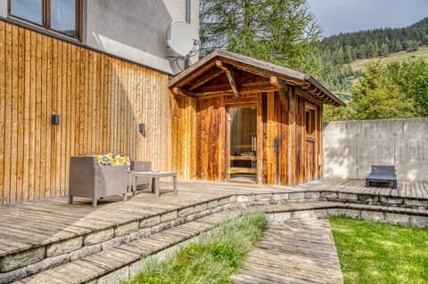 Garden, Sauna, Spa and wellness centre/facilities, Garden view