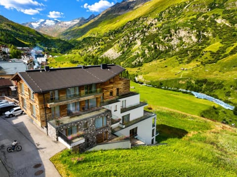 Property building, Natural landscape, Mountain view