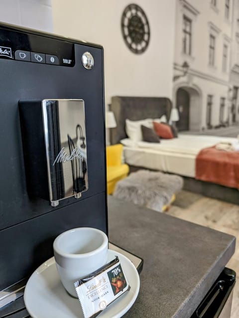 Bed, Coffee/tea facilities