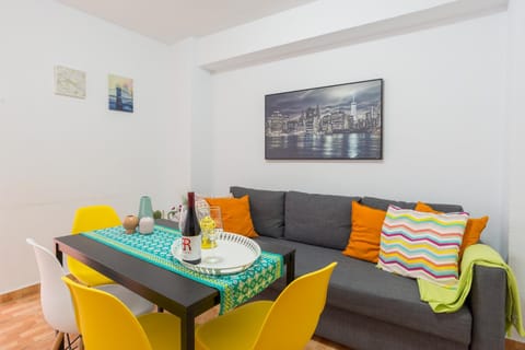 LARIOS CENTRO PARKING INCLUIDO f3 Apartment in Malaga