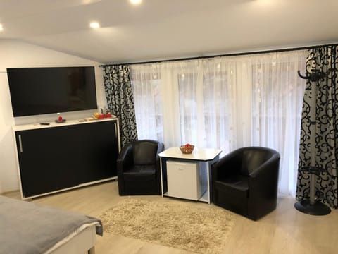 View (from property/room), Dining area